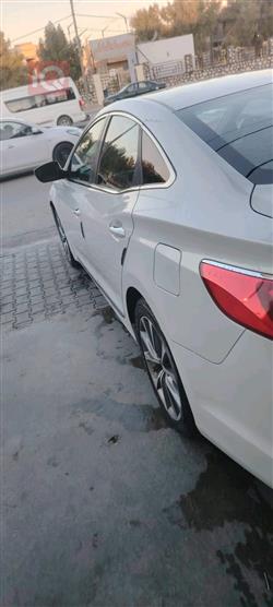 هیوندای ازێرا